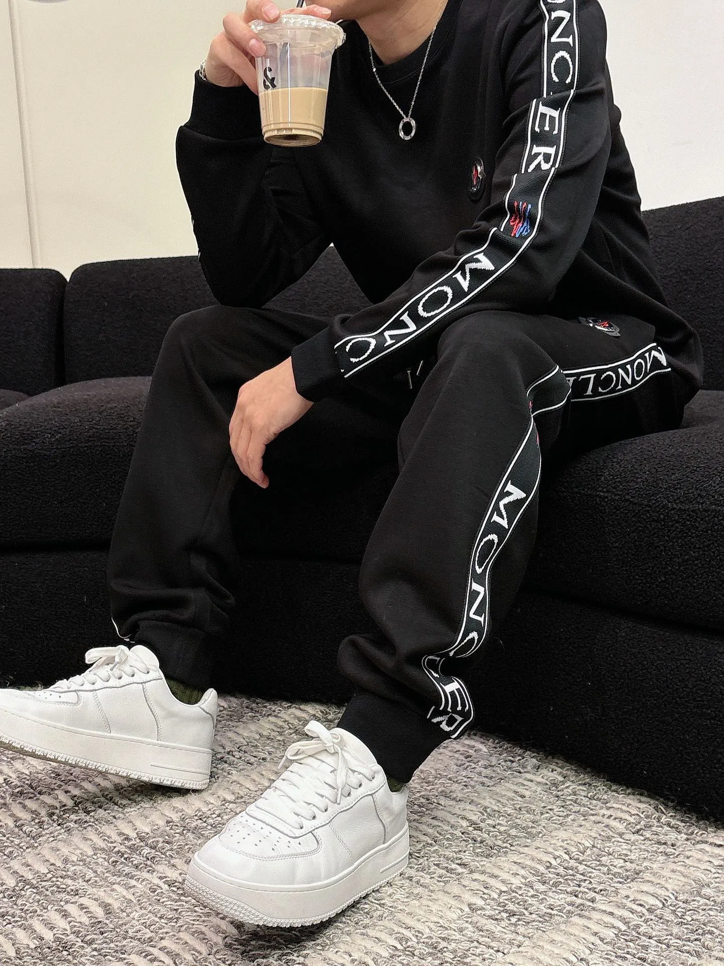 【MONCLER 】Hot Sale 2025 Hot Sale Original 🇭🇰 、 100%， ！ ！ Size：M-3XL（ 190 ）